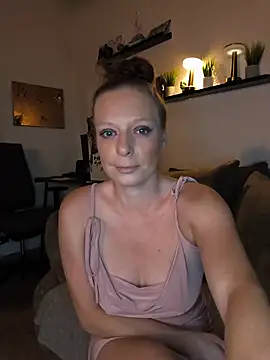 Snapshot of ZaramourXMrX chatting on 07.03.26 ZaramourXMrX online show from 07.03.26