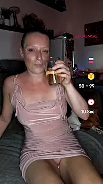 Snapshot of ZaramourXMrX chatting on 07.17.26 ZaramourXMrX online show from 07.17.26