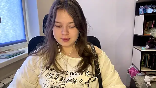 Snapshot of TomikoPfau chatting on 03.03.26 TomikoPfau online show from 03.03.26