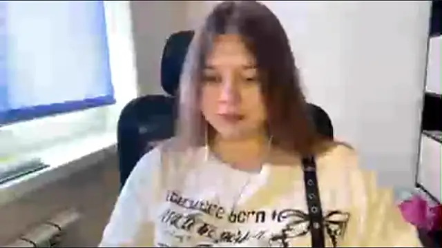 Snapshot of TomikoPfau chatting on 03.17.26 TomikoPfau online show from 03.17.26