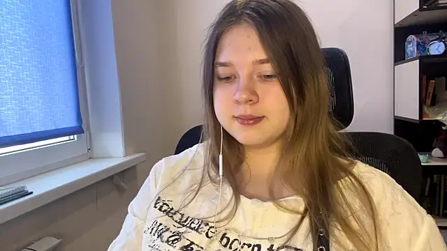 Snapshot of TomikoPfau chatting on 03.26.26 TomikoPfau online show from 03.26.26