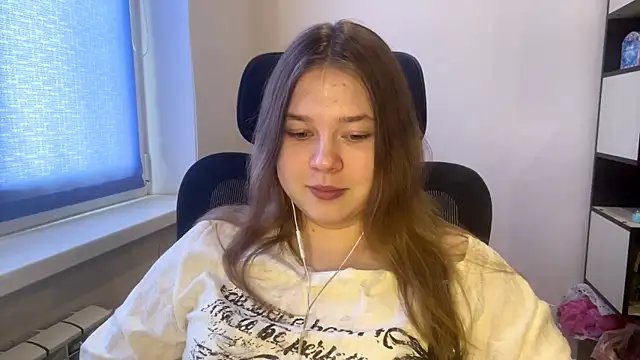 Snapshot of TomikoPfau chatting on 03.29.26 TomikoPfau online show from 03.29.26