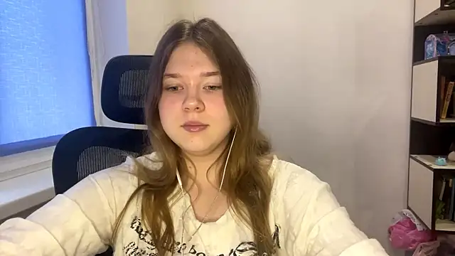 Snapshot of TomikoPfau chatting on 04.03.26 TomikoPfau online show from 04.03.26