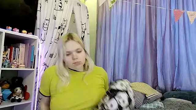 Snapshot of Karengilgun chatting on 02.27.26 Karengilgun online show from 02.27.26