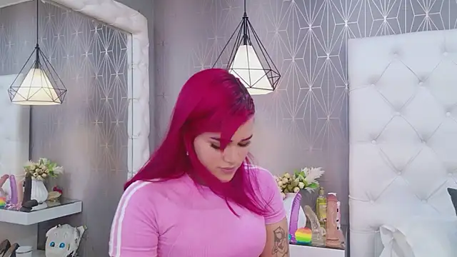CherryTayloor online show from 04.25.26