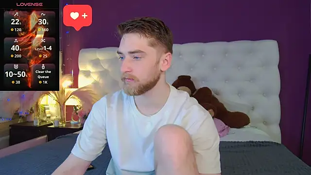 Dexter Raze online show from 04.13.26