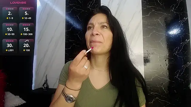 Snapshot of SofiaMoreno_ chatting on 04.30.26 SofiaMoreno online show from 04.30.26