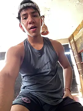 Alejandrososas online show from 07.08.26