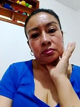 Snapshot of Samanta_gonzales chatting on 02.27.26 Samanta gonzales online show from 02.27.26