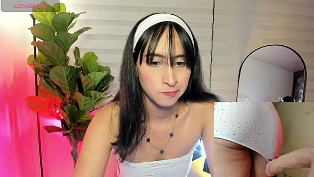 Snapshot of Antonella_Moretti_ chatting on 04.18.26 Antonella Moretti online show from 04.18.26