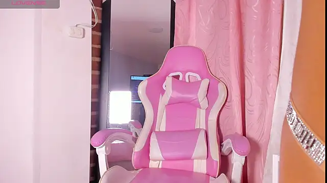 nicol fury online show from 02.27.26