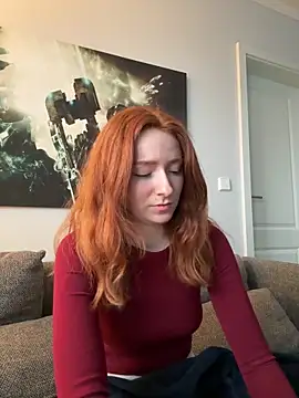 Snapshot of HoneyBunny18 chatting on 02.21.26 HoneyBunny18 online show from 02.21.26