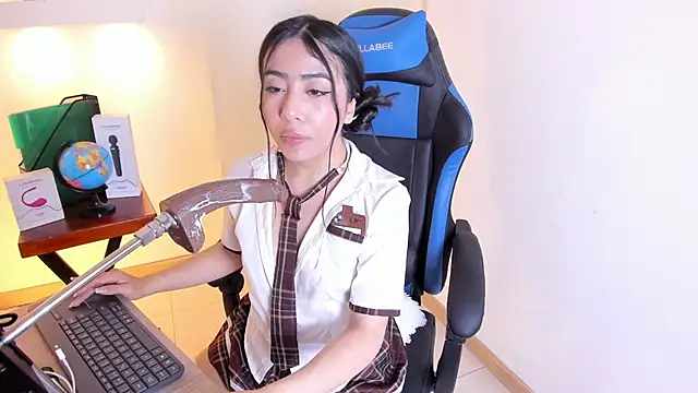 Valecute  online show from 03.11.26