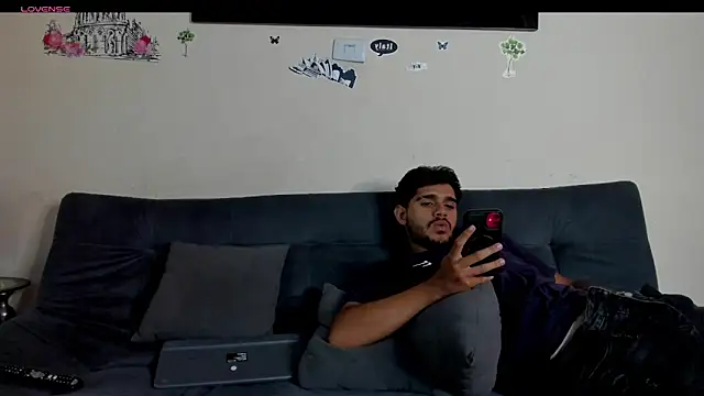 heteros hot  online show from 04.30.26