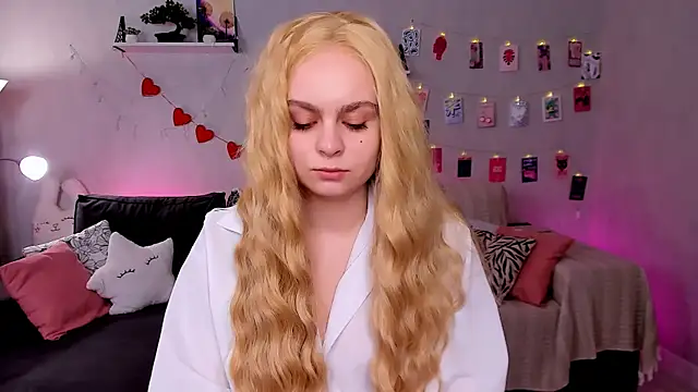 VivienAllen online show from 03.02.26