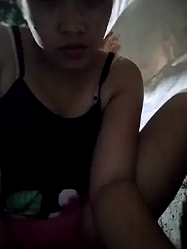 Snapshot of Radiant_smile chatting on 04.14.26 Radiant smile online show from 04.14.26