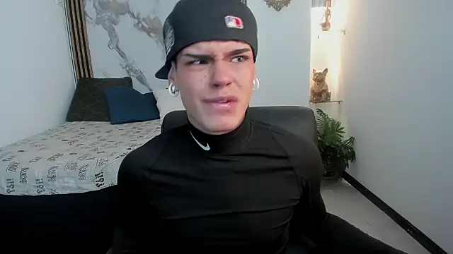 Mk Desire online show from 03.03.26