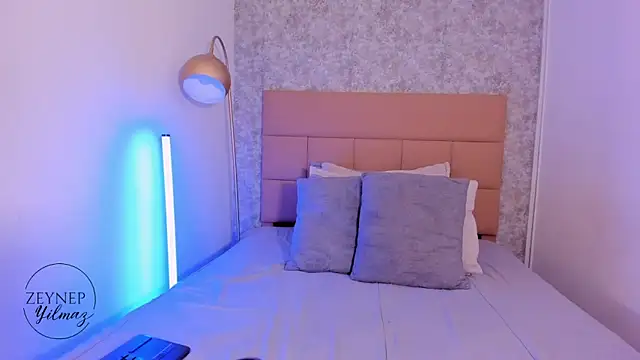 ZeynepYilmaz online show from 04.11.26