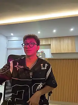 Apolo 137 online show from 04.14.26