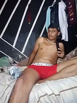 Snapshot of zeus23cm1 chatting on 02.27.26 zeus23cm1 online show from 02.27.26