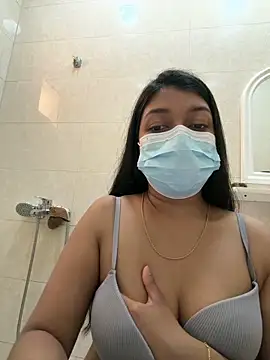 Snapshot of sessy_grl chatting on 02.28.26 sessy grl online show from 02.28.26