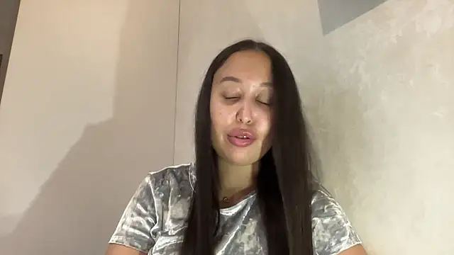 Dana 005 online show from 03.28.26