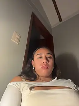 Eyssha online show from 03.02.26