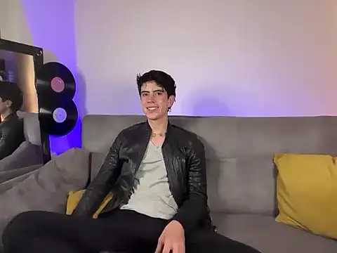 Stolas ying online show from 03.05.26