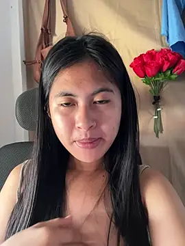 Snapshot of pretty_sexy_girl18 chatting on 02.21.26 pretty sexy girl18 online show from 02.21.26