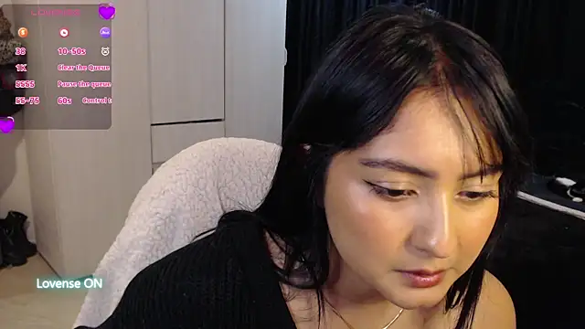 Snapshot of zakura_ania chatting on 02.28.26 zakura ania online show from 02.28.26