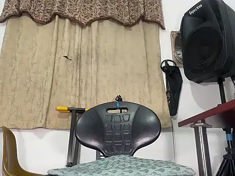 enimanocturno online show from 04.09.26