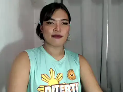 Snapshot of Royalty_marcela6969 chatting on 04.22.26 Royalty marcela6969 online show from 04.22.26