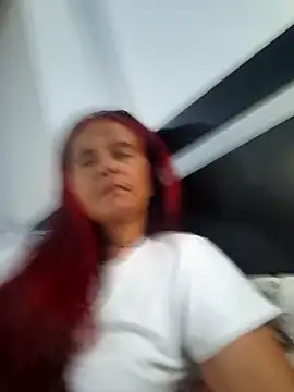 Lorenaluna online show from 04.21.26