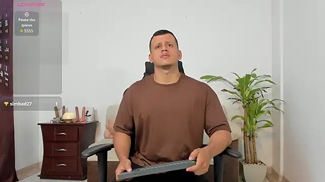 Snapshot of Alex_towerss chatting on 02.27.26 Alex towerss online show from 02.27.26