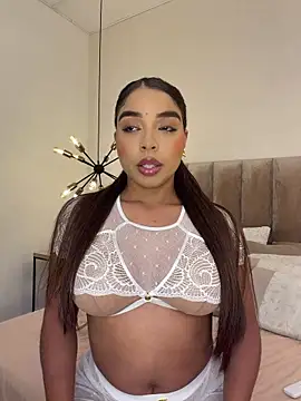 Snapshot of AnnyVega__ chatting on 07.25.26 AnnyVega online show from 07.25.26
