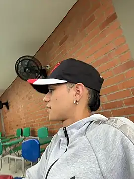 HarryGaze online show from 04.17.26