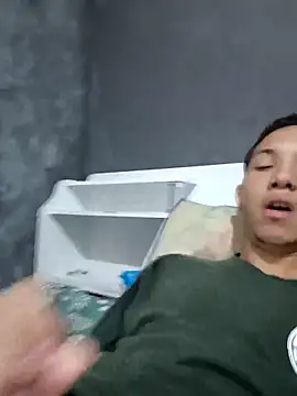 Gustavo063safado online show from 02.25.26