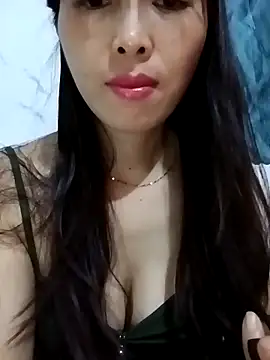 Snapshot of hd_love69 chatting on 04.27.26 hd love69 online show from 04.27.26