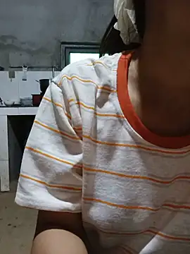 Snapshot of hd_love69 chatting on 05.21.26 hd love69 online show from 05.21.26