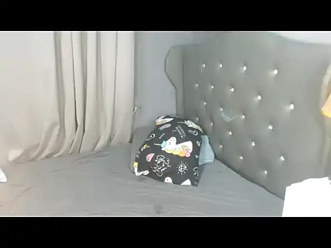 Snapshot of Ela_Rossie chatting on 04.05.26 Ela Rossie online show from 04.05.26