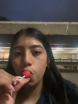 Snapshot of Sexy_mia_outdoors chatting on 02.24.26 Sexy mia outdoors online show from 02.24.26