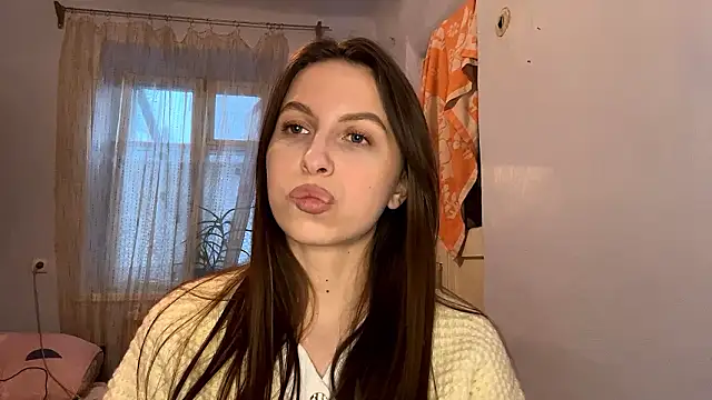 Lianacutesoules online show from 02.26.26