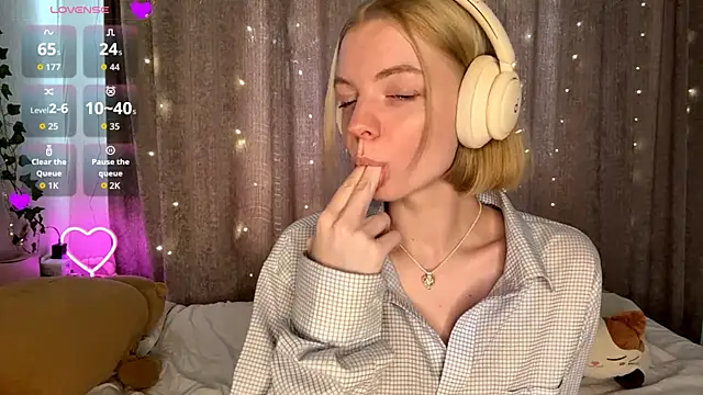 Marry Sornatiko online show from 06.11.26