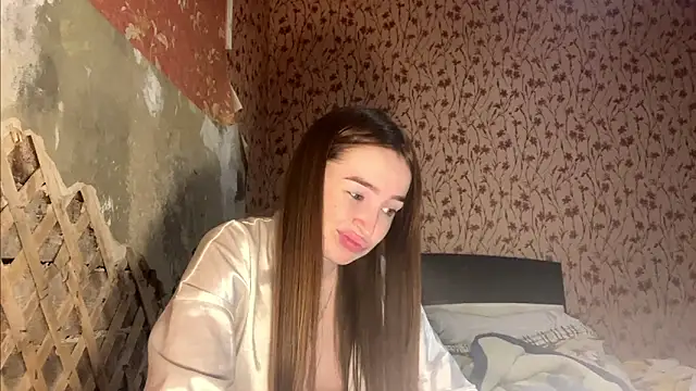 Hanna  Montanna online show from 04.06.26