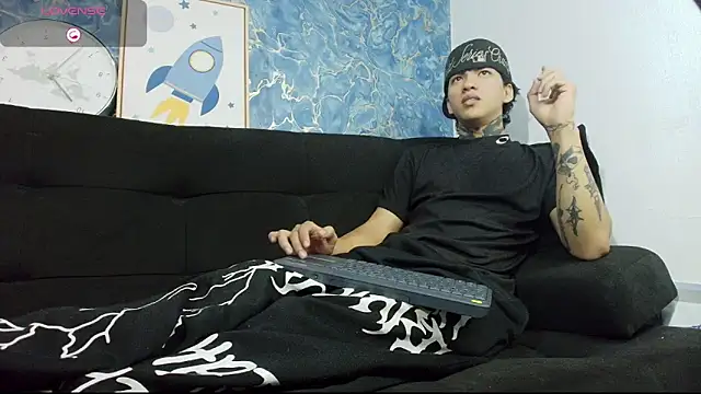 Tessarion Black online show from 04.08.26