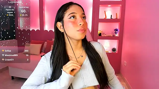 Holy Lux online show from 04.08.26