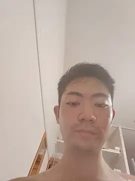 Snapshot of Yuuta_2 chatting on 07.21.26 Yuuta 2 online show from 07.21.26