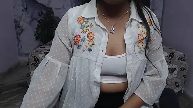 Snapshot of Aayesha-queen chatting on 07.03.26 Aayesha-queen online show from 07.03.26