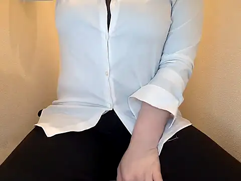 Snapshot of emi_chan_7 chatting on 04.30.26 emi chan 7 online show from 04.30.26