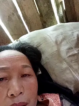 heesuu11 online show from 03.31.26